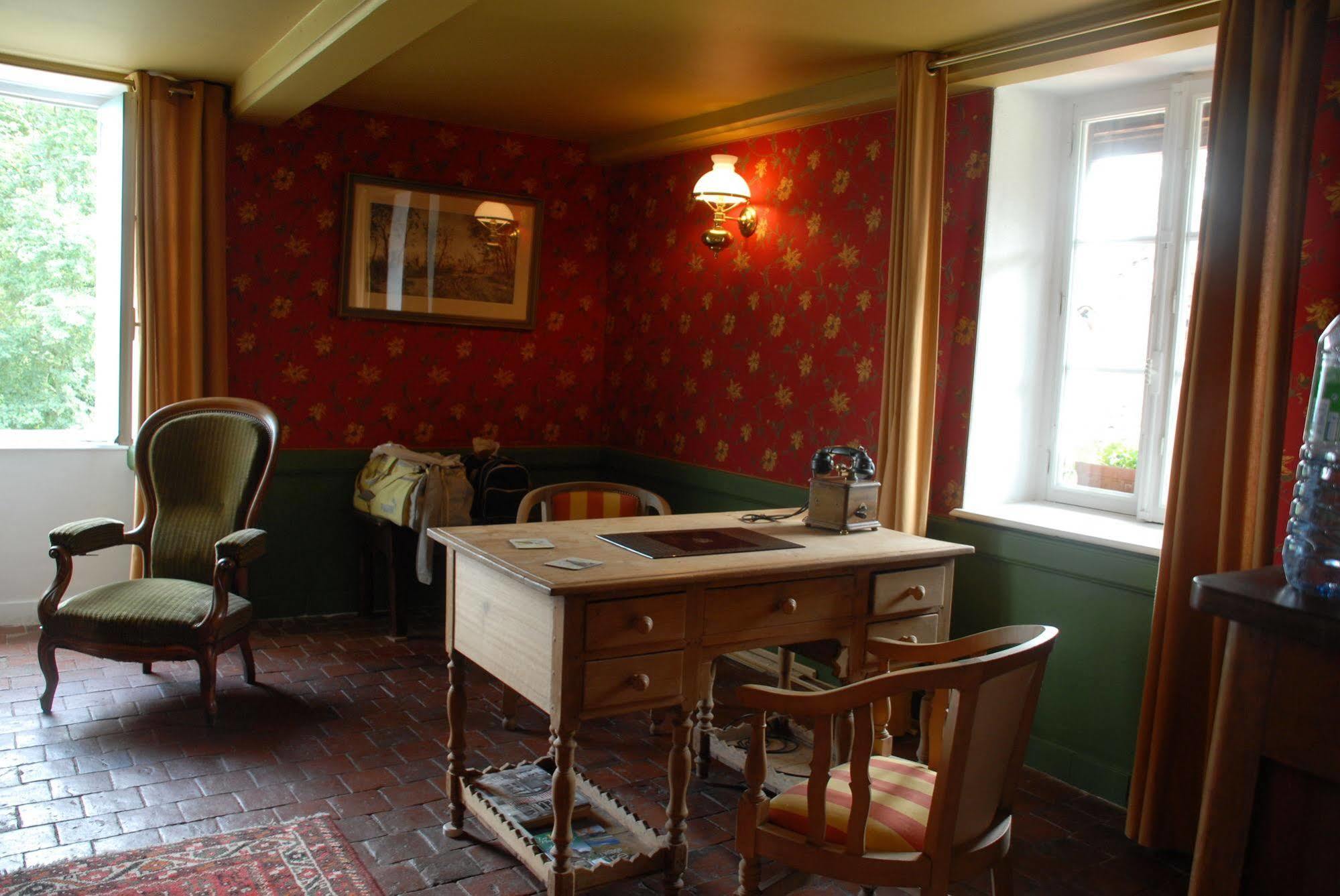 サン・ガルミエ Chez Jacotte Et Elia Bed & Breakfast エクステリア 写真